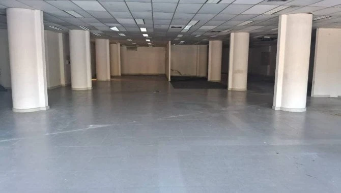 Loja Ex-Agência Desocupada em Pelotas/RS em Pelotas - Rio Grande do Sul