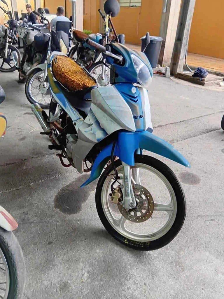 Yingang YG110 2008 Sucata Moto 110cc Azul em Campinas - São Paulo