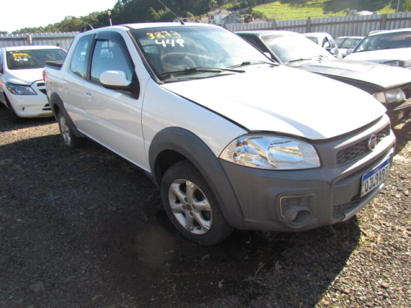 Fiat Strada Freedom 2019 Cabine Dupla em Farroupilha - Rio Grande do Sul