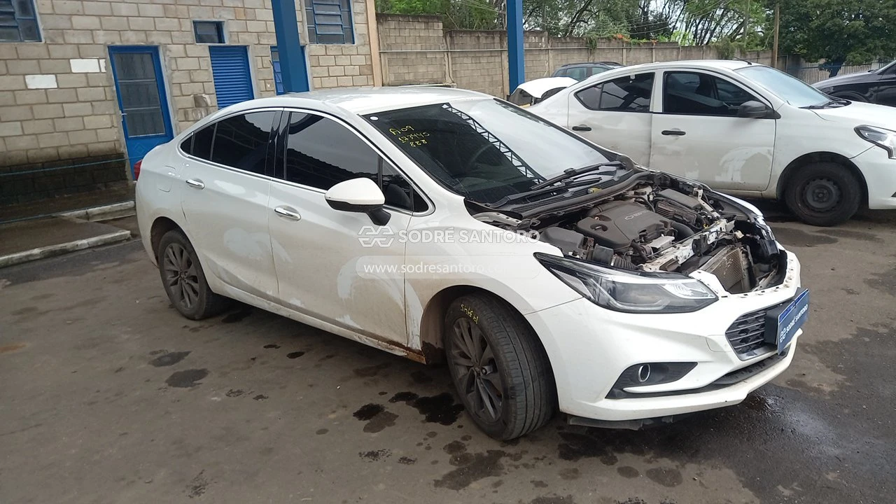 Chevrolet Cruze LTZ NB AT 2016 2017 em Monte Mor - São Paulo