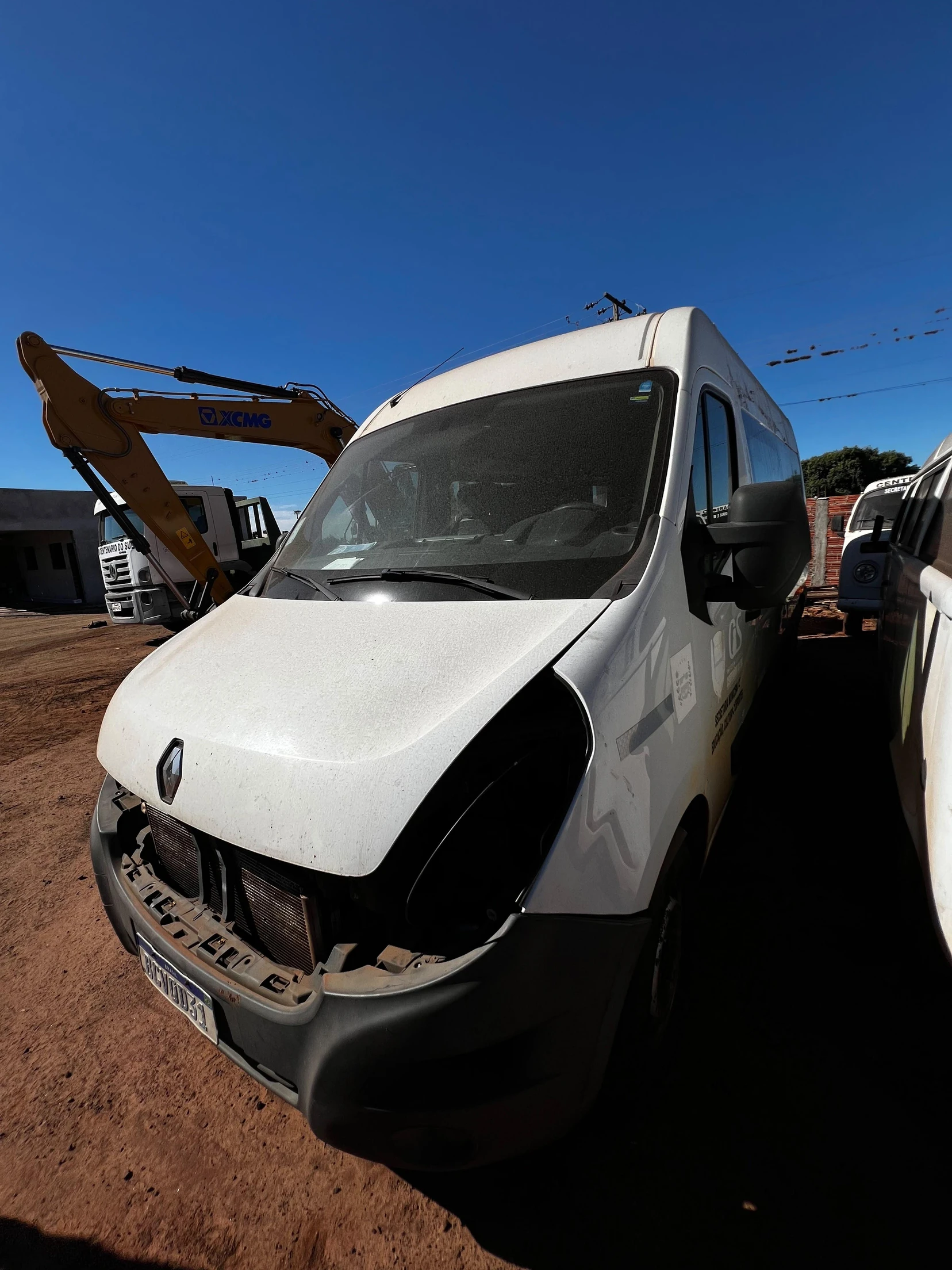 Renault M RevEscap L3H2 2018/2019 Diesel Branca Micro Ônibus em Centenário Do Sul - Paraná