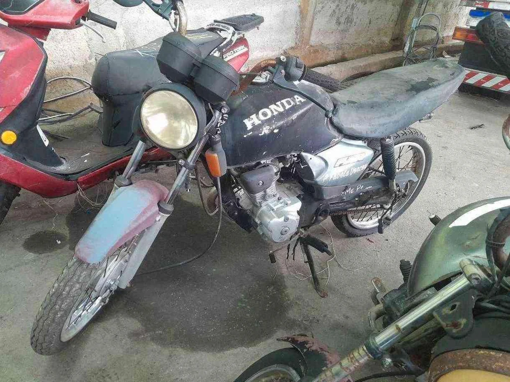 Honda CG Sucata em Campinas - São Paulo