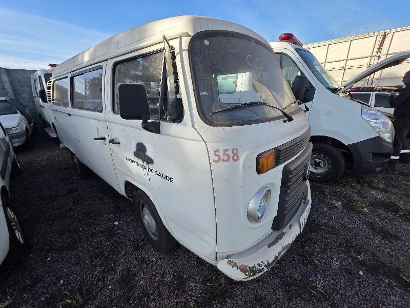 Volkswagen Kombi Kombi 2009 em Toledo - Paraná