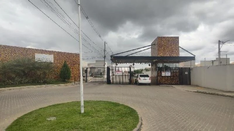 Casa com 2 Quartos em Feira de Santana/BA em Feira De Santana - Bahia