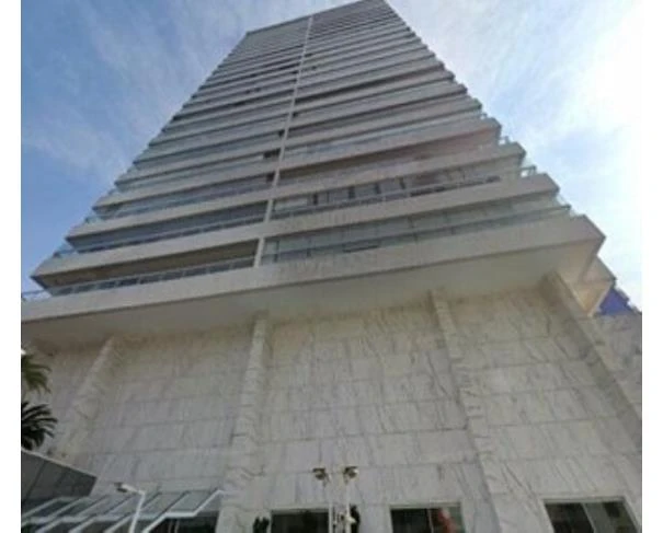 Apartamento com 1 vaga em Praia Grande/SP em Praia Grande - São Paulo