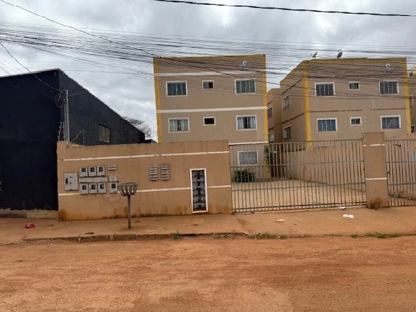 Apartamento de 53m² com 2 quartos e 1 vaga em condomínio em Luziânia GO