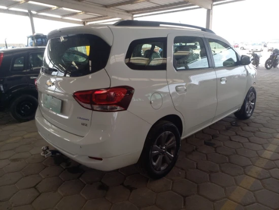 Chevrolet Spin 1.8L AT LTZ5 2022/2023 Automático Flex em Tijucas - Santa Catarina