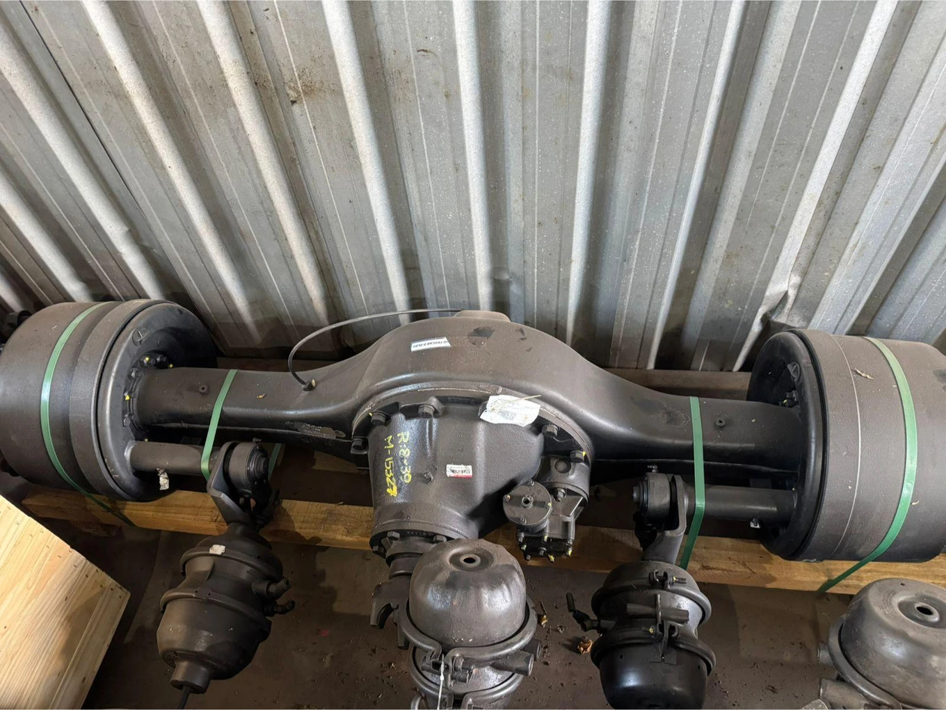 Differential Eaton Meritor 8x39 em Chapecó - Santa Catarina