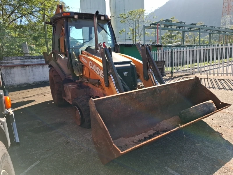 Case 580N 580N CNH Industrial em Rio De Janeiro - Rio de Janeiro