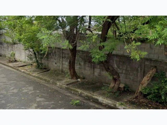 Terreno 450 m² em Guarulhos/SP em Guarulhos - São Paulo
