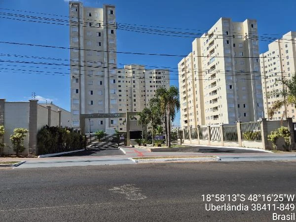 Apartamento com 2 Quartos e 1 Vaga em Uberlândia/MG em Uberlandia - Minas Gerais