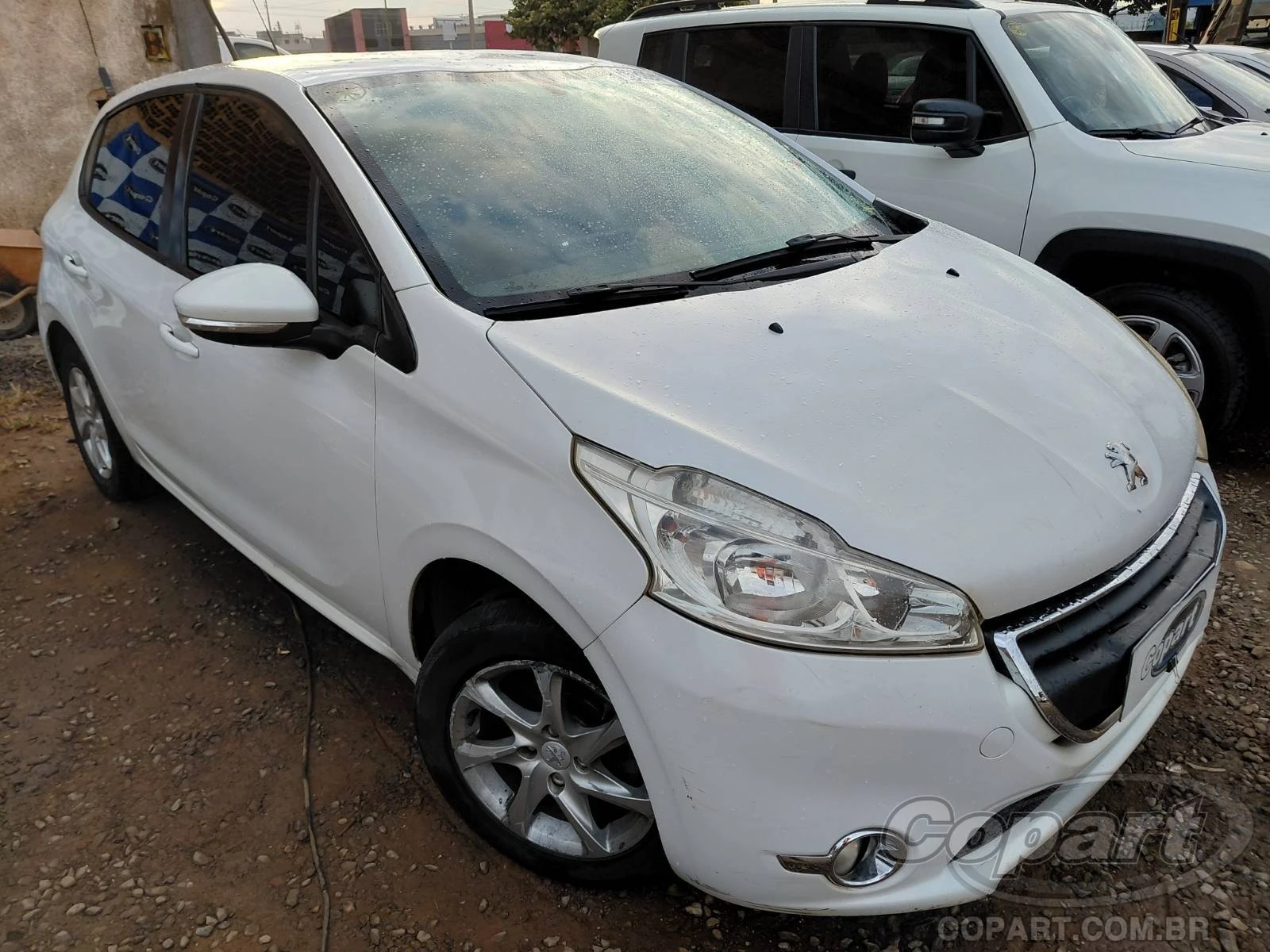 Peugeot 208 Active Pack 2015 1.5 Automático? em Aparecida De Goiânia - Goiás