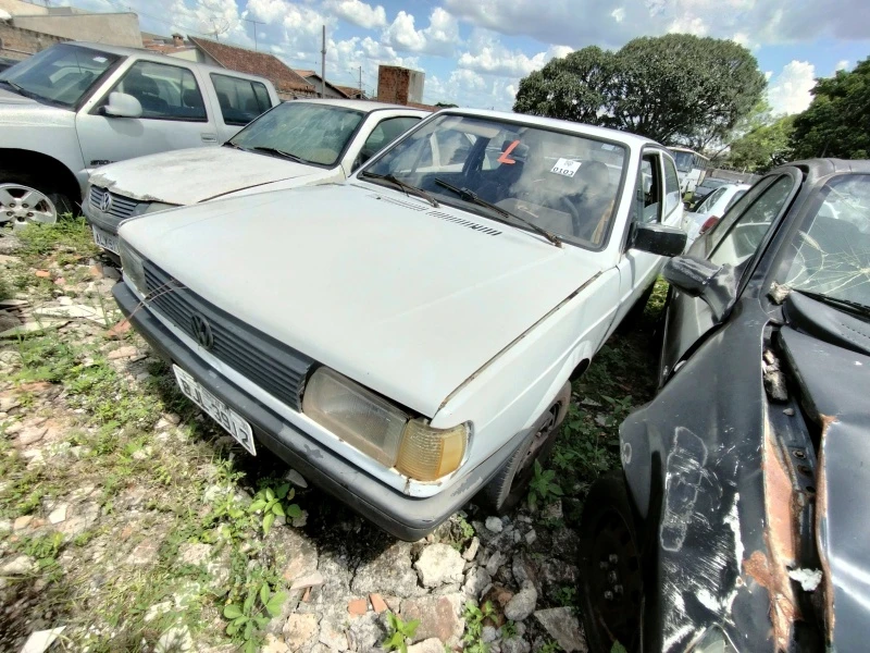 Volkswagen Gol Sedã 4 portas Sucata Aproveitável em Marília - São Paulo