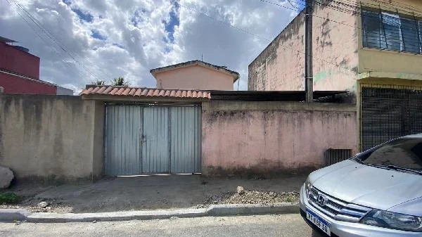 Casa com 3 Quartos em São Lourenço da Mata/PE em Sao Lourenco Da Mata - Pernambuco