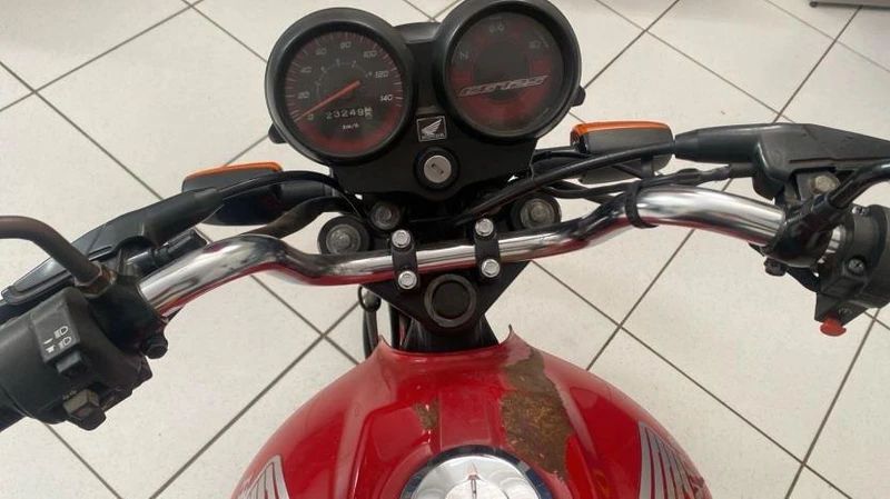 Honda CG 125 Fan ES 2013 ES 125 em Tapejara - Paraná