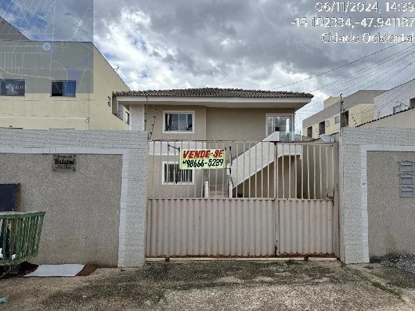 Apartamento residencial com entrada pela Rua 3 e sinal de vende-se