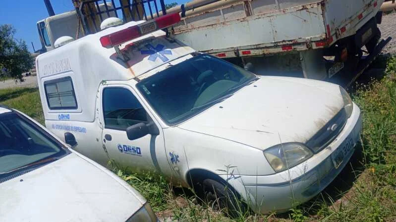 Ford Courier L 2011 1.6 Flex em Nossa Senhora Do Socorro - Sergipe
