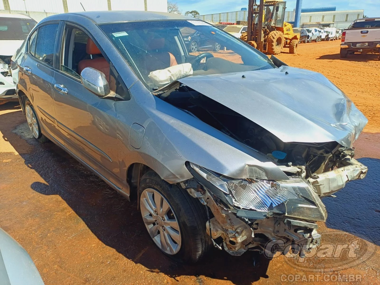 Honda City LX 2013 1.5 16V Automático em Aparecida De Goiânia - Goiás
