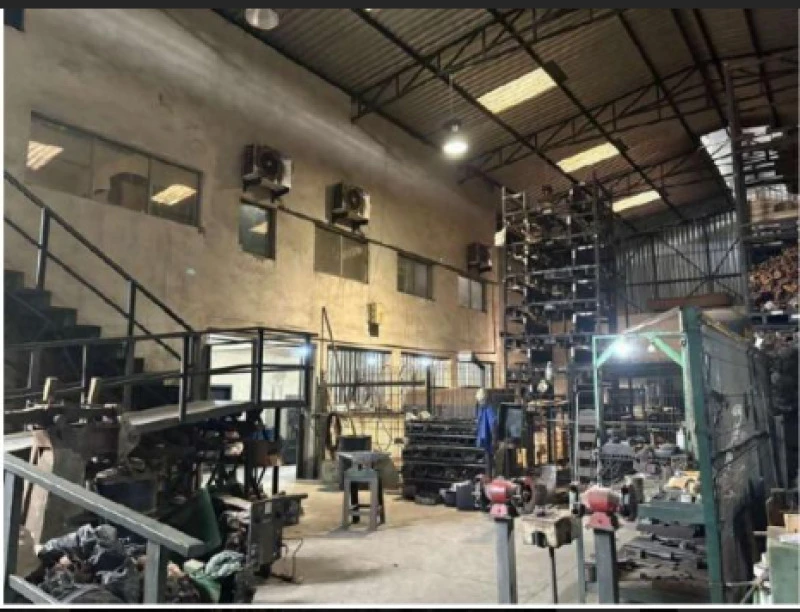 Terreno de 1.932m² com Galpão Industrial de 1.400m² em João Monlevade - Minas Gerais