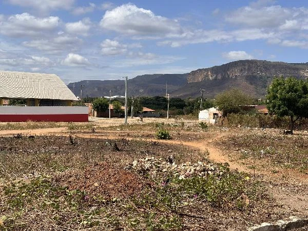 Terreno de 300m² no IPU - Pereiros em Ipu - Ceará