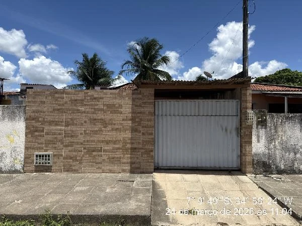 Casa com 2 Quartos e 1 Vaga em Santa Rita/PB em Santa Rita - Paraíba