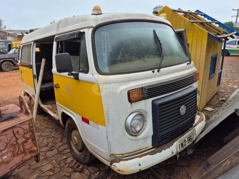 Volkswagen Kombi Kombi Escolar 2006/2007 em Cruz Alta - Rio Grande do Sul