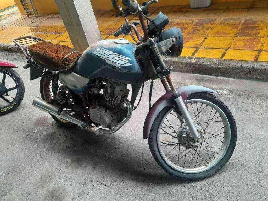 Honda CG 125 Sucata Motor Inservível em Campinas - São Paulo