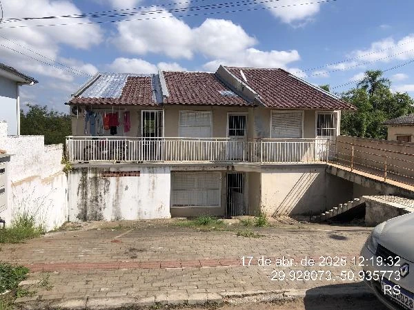 Casa de 60m² com 300m² de terreno em Gravataí - Rio Grande do Sul