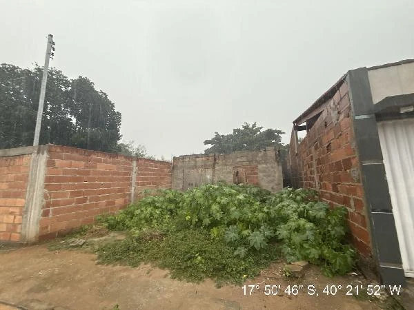 Casa com 2 Quartos em Nanuque/MG em Nanuque - Minas Gerais