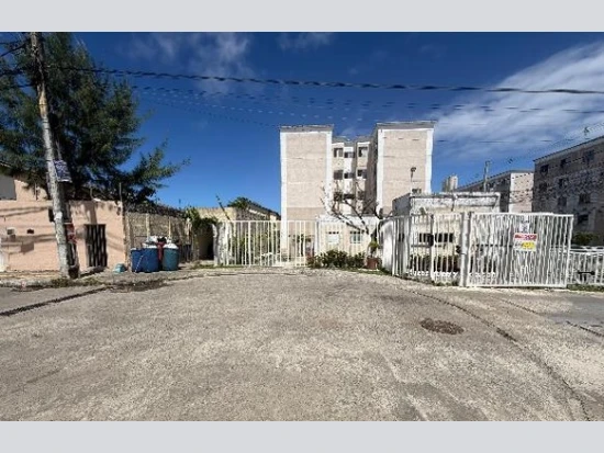 Apartamento com 2 Quartos em Camaacri/BA em Camaçari - Bahia