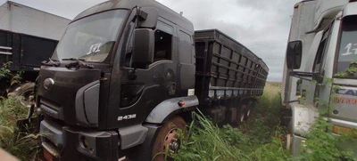 Ford Cargo Cargo 2423 L 2013 Cinza em Guaíra - Paraná