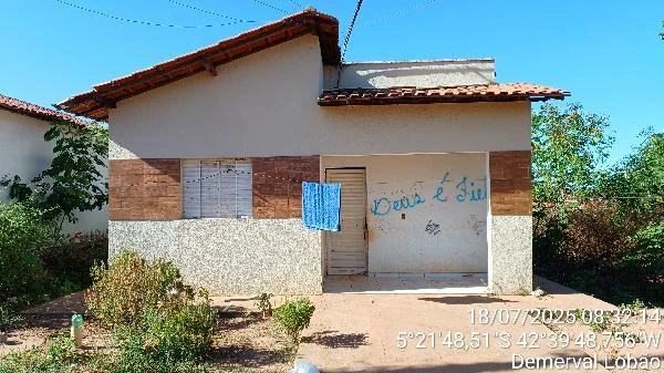 Casa com 2 Quartos em Demerval Lobão/PI em Demerval Lobao - Piauí