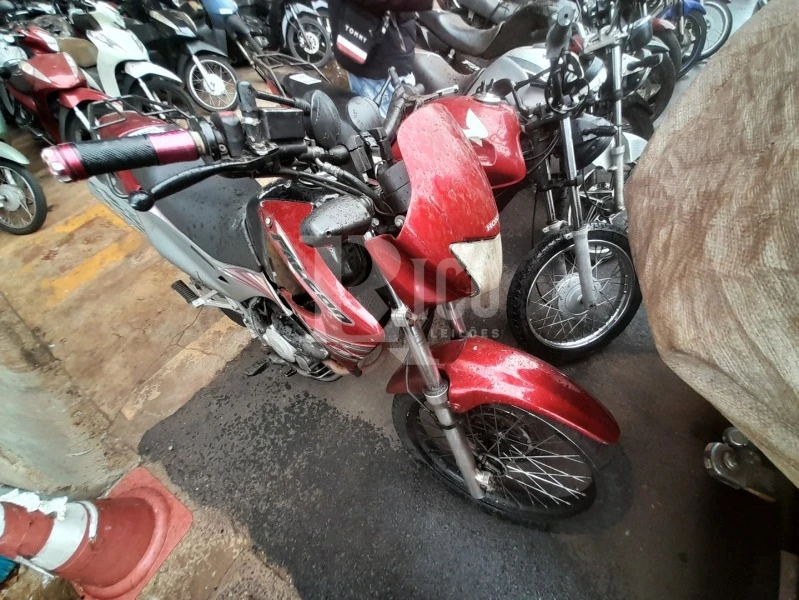 Honda NX-4 Falcon Falcon Desmontada em Sergipe