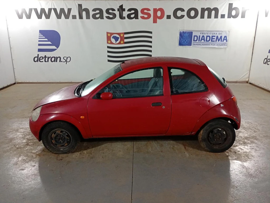 Ford Ka Ka 1997 Vermelho em Casa Branca - São Paulo