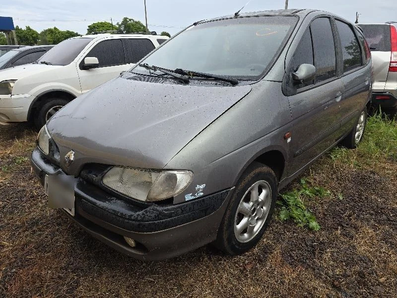 Renault Scenic RXE 2.0 2000 em Toledo - Paraná