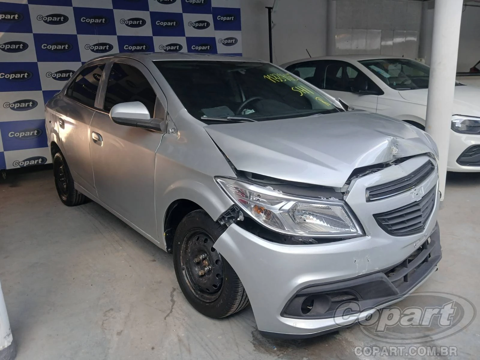 Chevrolet Prisma LT 1.0 SPE 2014 Frontal Médio Monta em Manaus - Amazonas
