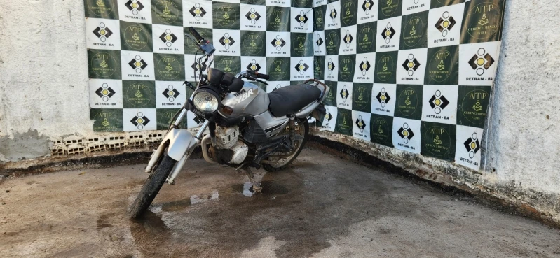 Yamaha YBR 125ED 2002 Gasolina Manual em Itaberaba - Bahia