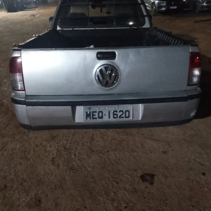 Volkswagen Saveiro Summer 1.8 2000/2001 em Camboriú