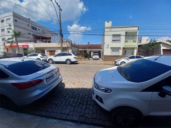 Prédio com Área Construída 199.61m² em Pelotas/RS em Pelotas - Rio Grande do Sul