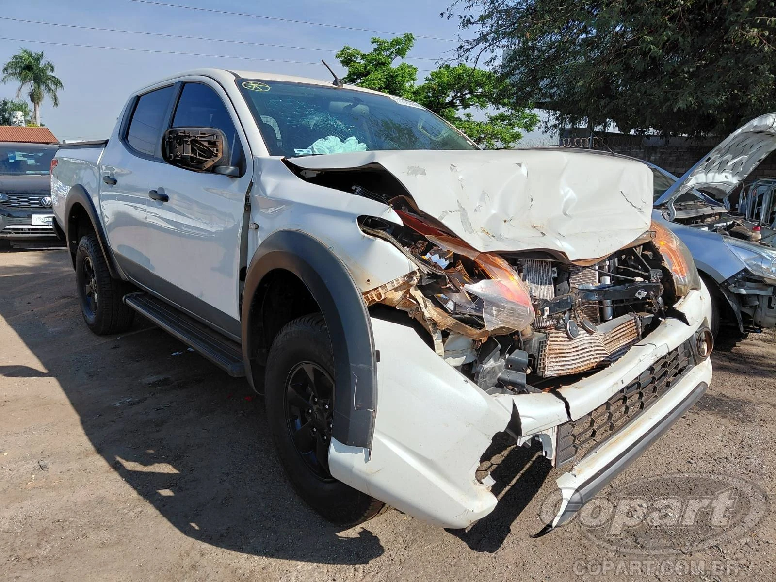 Mitsubishi L200 L200 Triton GLS 2022 2.4 Turbo Automático 4x4 em Aparecida De Goiânia - Goiás