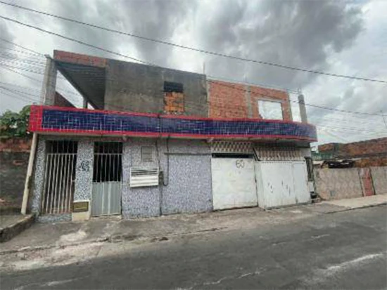 Casa em Camaçari/BA em Camaçari - Bahia