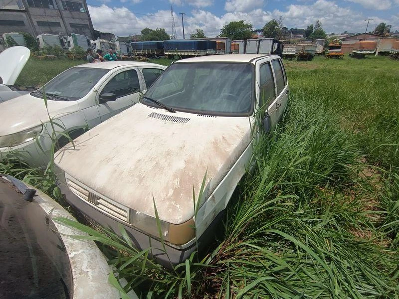 Fiat Uno Mille EX Mille EX 1998 em Ponta Grossa - Paraná