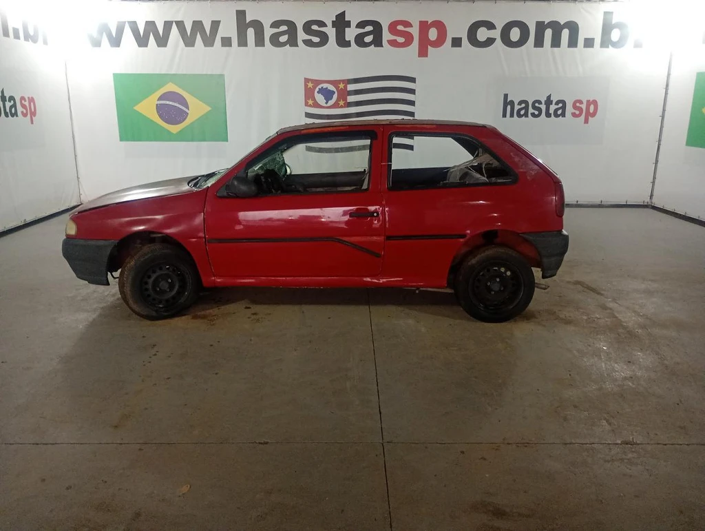 Volkswagen Gol I 1996 1997 Vermelho Automático em Casa Branca - São Paulo