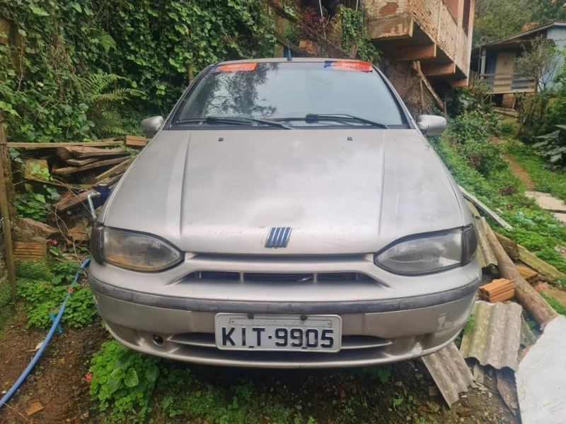 Fiat Siena Stile 1998 em Porto Alegre - Rio Grande do Sul