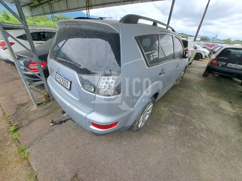 Mitsubishi Outlander Outlander 2.0 em Sergipe