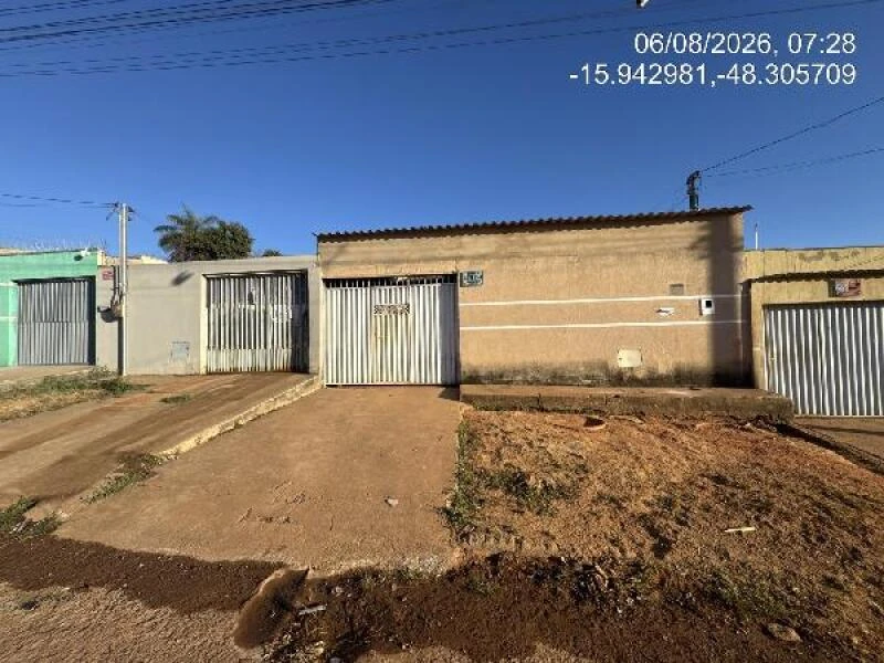 Casa com 2 Quartos em Santo Antônio do Descoberto/GO em Santo Antônio Do Descoberto - Goiás