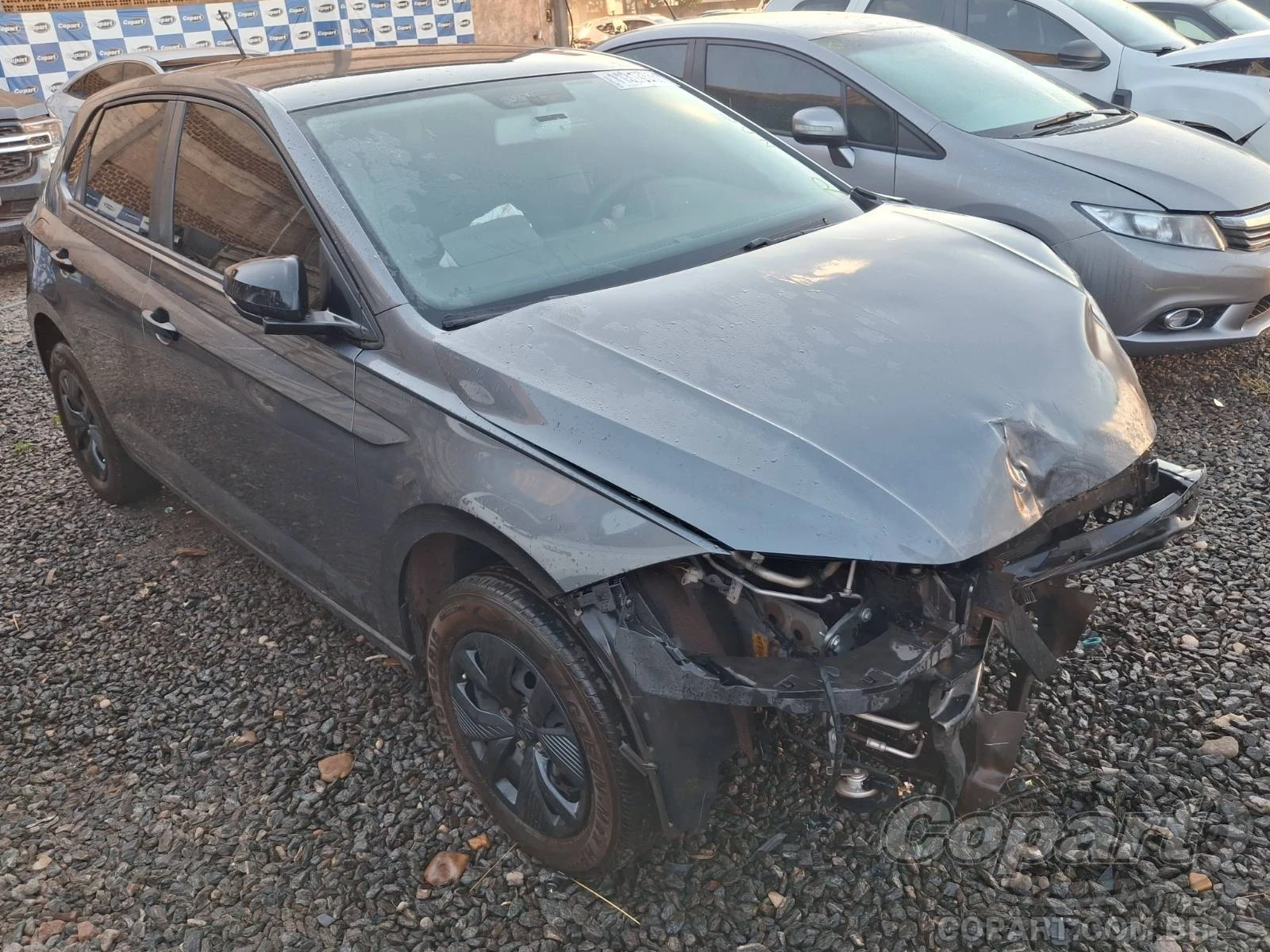 Volkswagen Polo Track Track 2026 1.0 MPI em Aparecida De Goiânia - Goiás