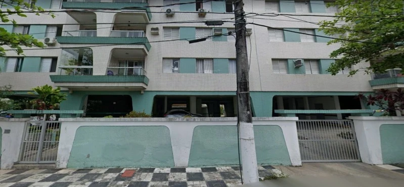 Cobertura com Box 03 em Guarujá/SP em Guarujá - São Paulo
