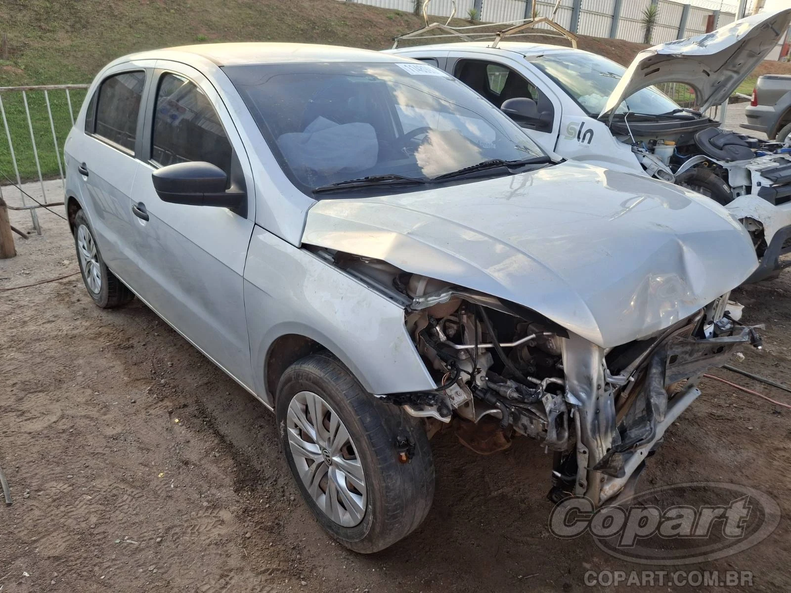Volkswagen Gol 1.6 MSI 2021 em Betim - Minas Gerais