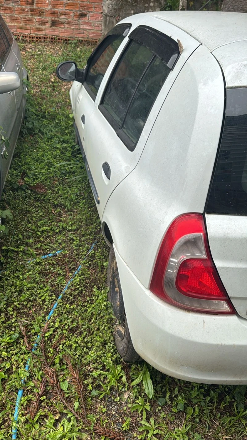 Renault Clio Expression Expression 2014 1.0 em São Bento Do Sul - Santa Catarina